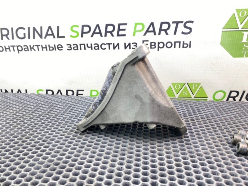 Кронштейн МКПП, 2100 рублей, Калининград