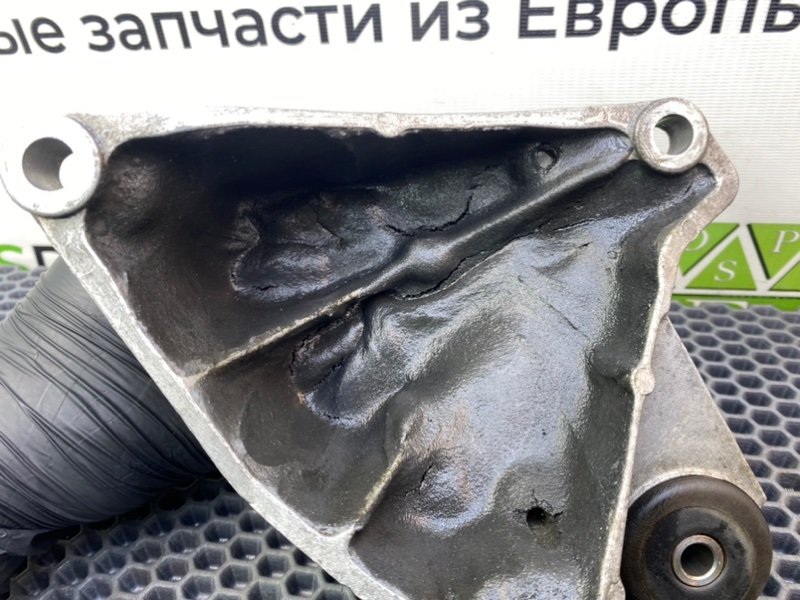 Кронштейн МКПП, 2100 рублей, Калининград