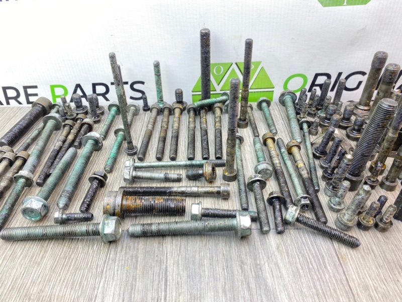 Болты двигателя, 1900 рублей, Калининград