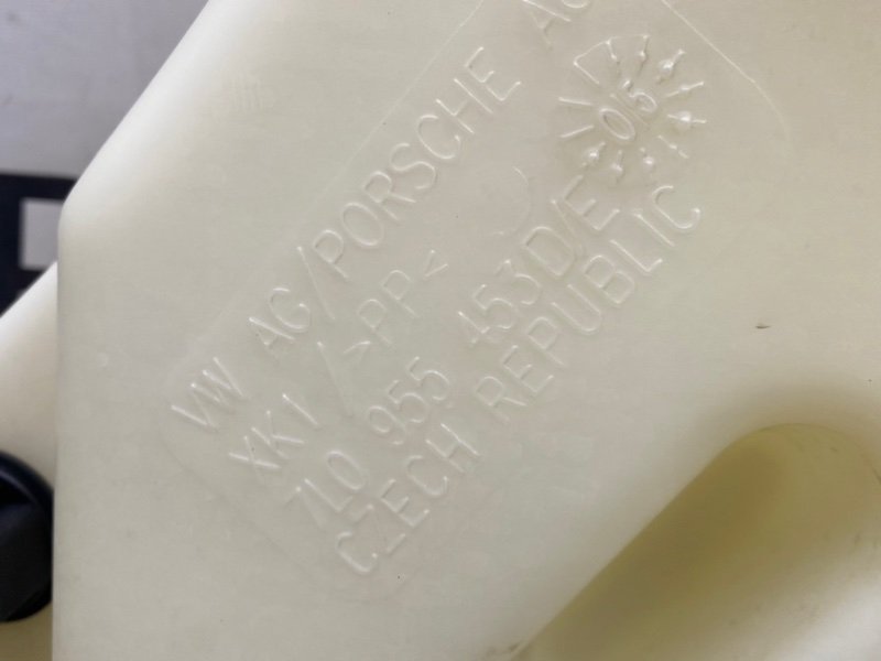 Бачок стеклоомывателя, 1700 рублей, Калининград