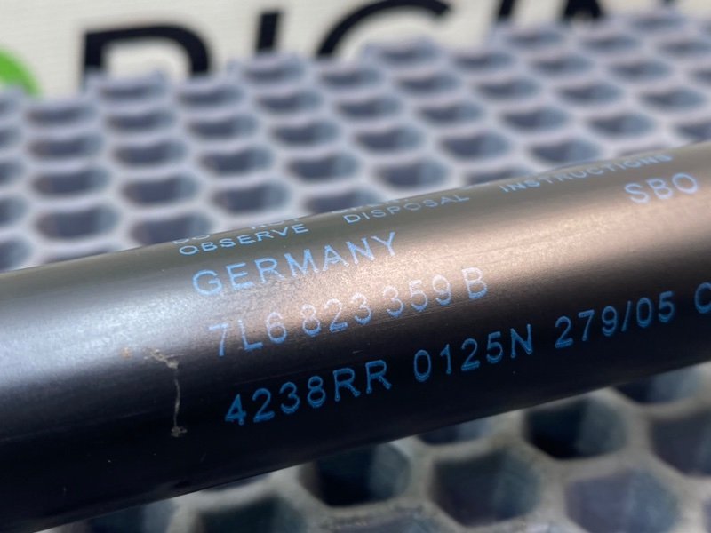 Амортизатор капота, 1000 рублей, Калининград