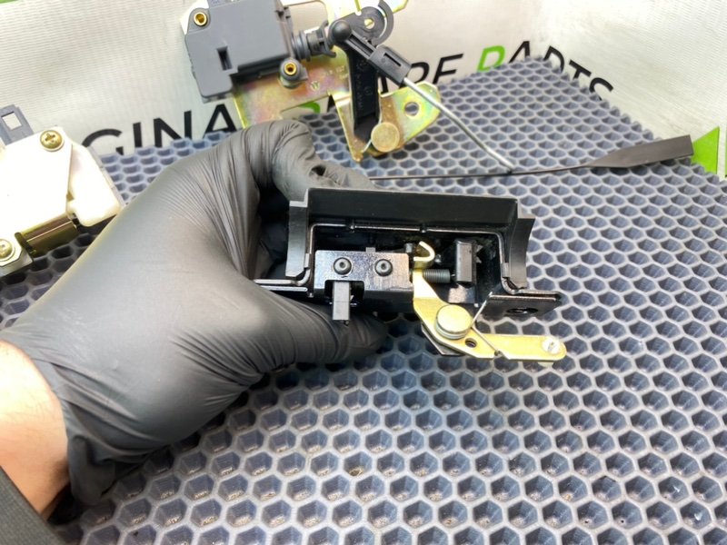 Замок багажника, 2600 рублей, Калининград