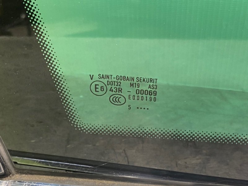 Форточка кузова, 1300 рублей, Калининград