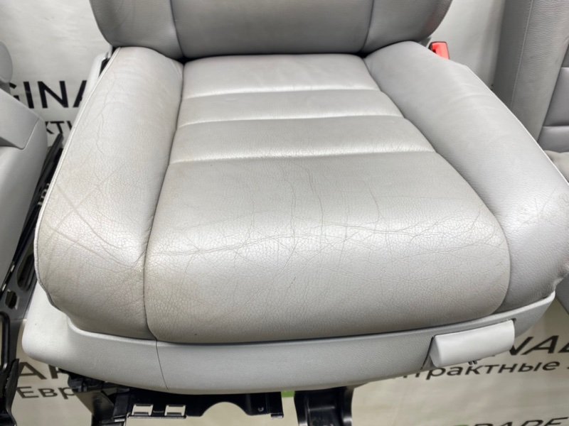 Сидения, 32900 рублей, Калининград