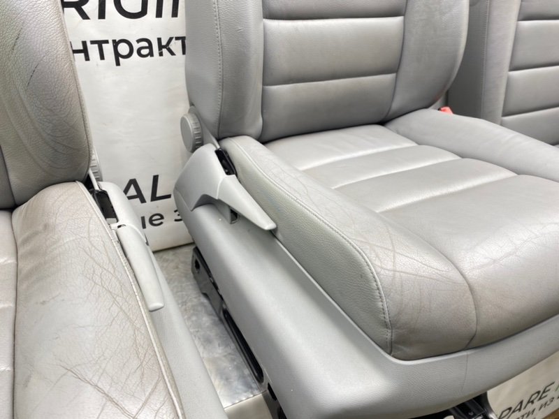 Сидения, 32900 рублей, Калининград