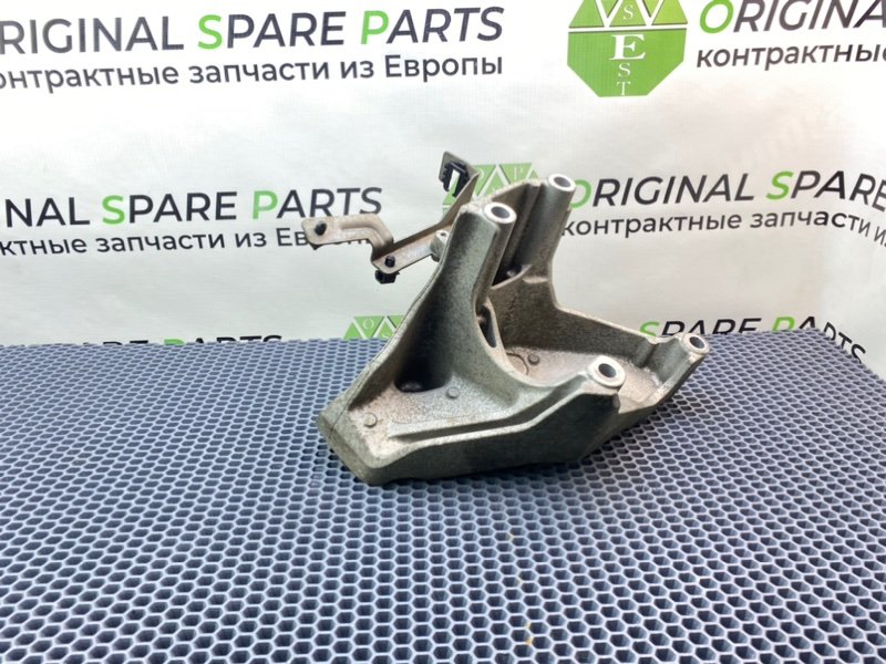 Кронштейн двигателя, 1400 рублей, Калининград