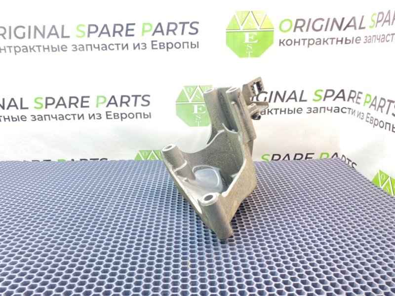 Кронштейн двигателя, 1400 рублей, Калининград