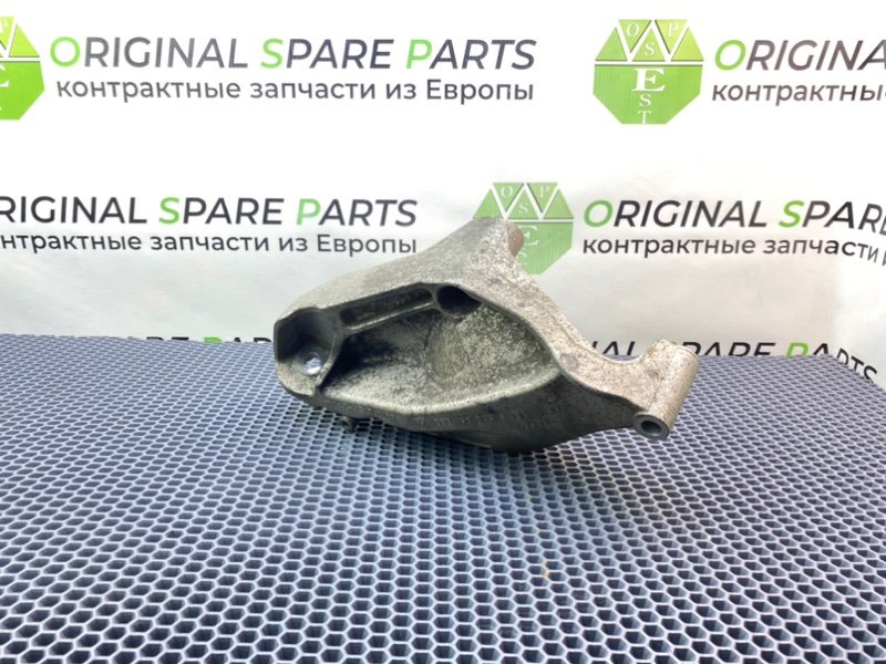 Кронштейн двигателя, 1400 рублей, Калининград