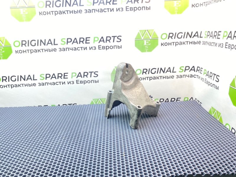 Кронштейн двигателя, 1300 рублей, Калининград