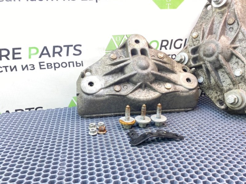 Опоры амортизатора, 1400 рублей, Калининград