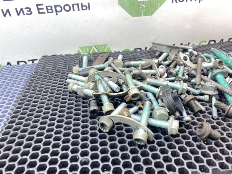 Болты двигателя, 2200 рублей, Калининград