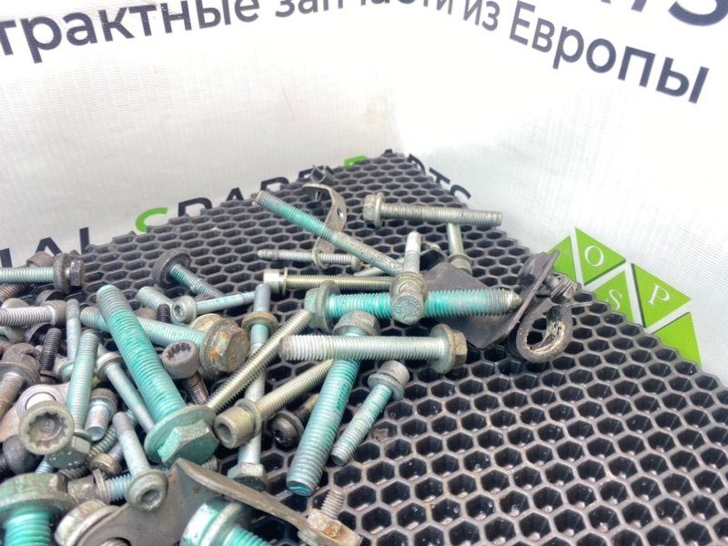 Болты двигателя, 2200 рублей, Калининград
