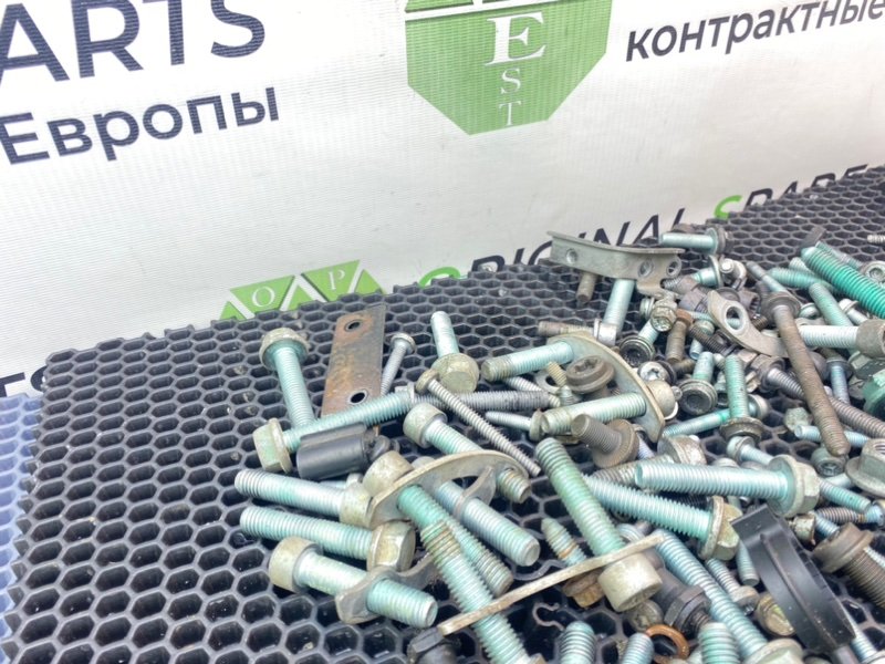 Болты двигателя, 2200 рублей, Калининград