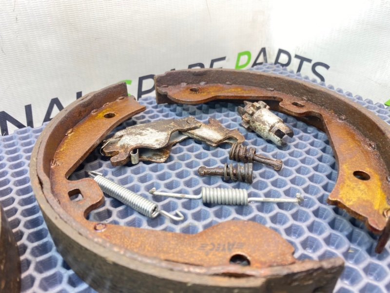 Механизм ручника, 2000 рублей, Калининград