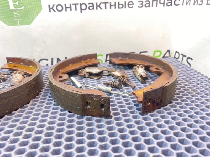 Механизм ручника, 2000 рублей, Калининград