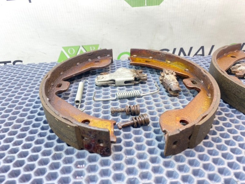 Механизм ручника, 2000 рублей, Калининград