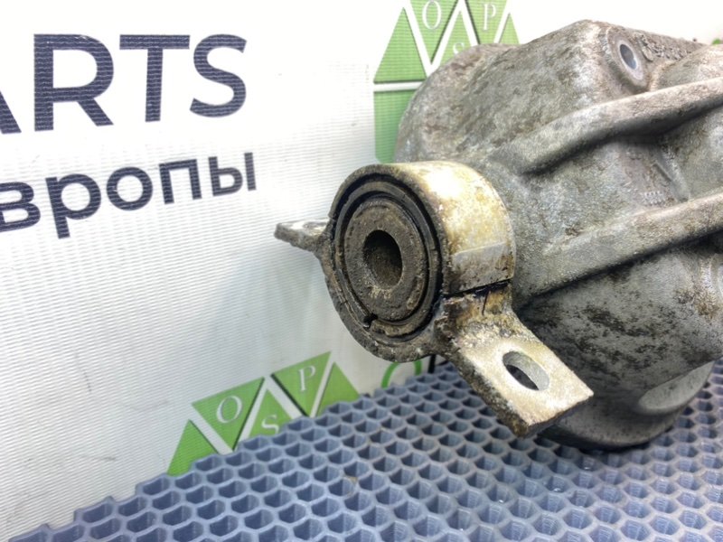 Опоры амортизаторов, 1900 рублей, Калининград