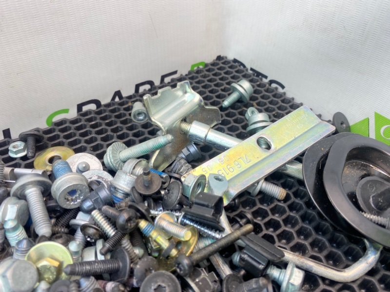 Болты салона, 2400 рублей, Калининград