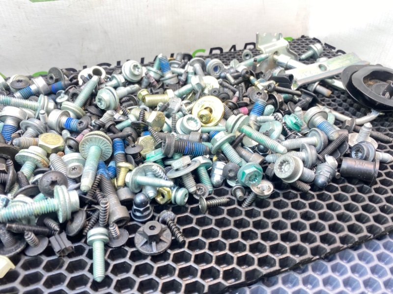 Болты салона, 2400 рублей, Калининград