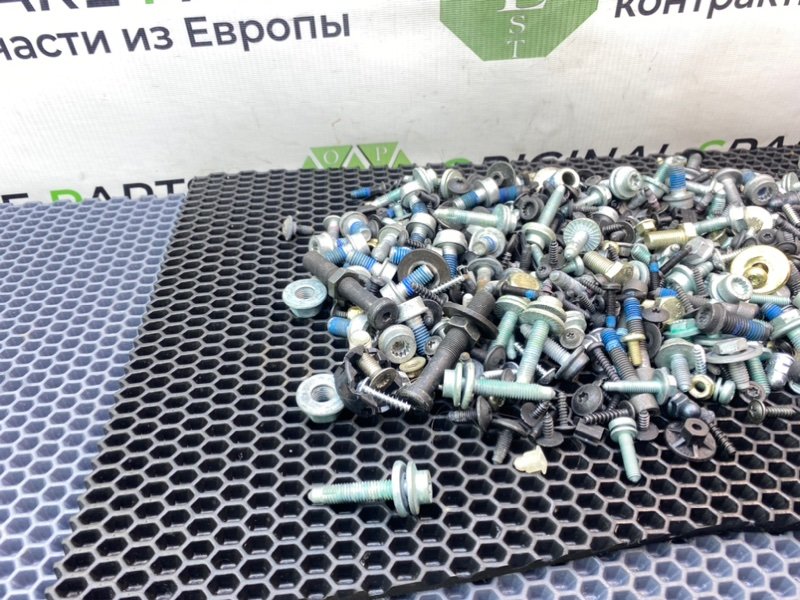 Болты салона, 2400 рублей, Калининград