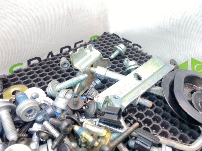 Болты салона, 2400 рублей, Калининград