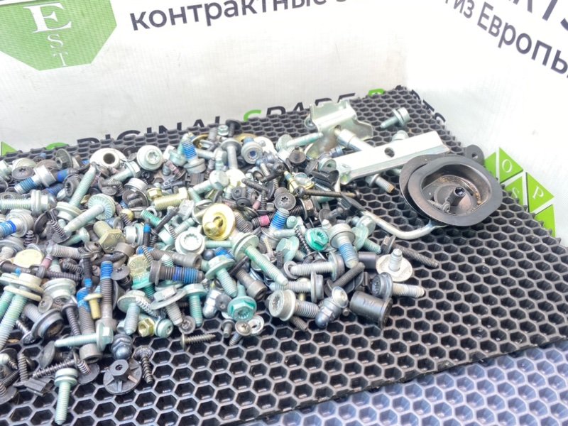 Болты салона, 2400 рублей, Калининград