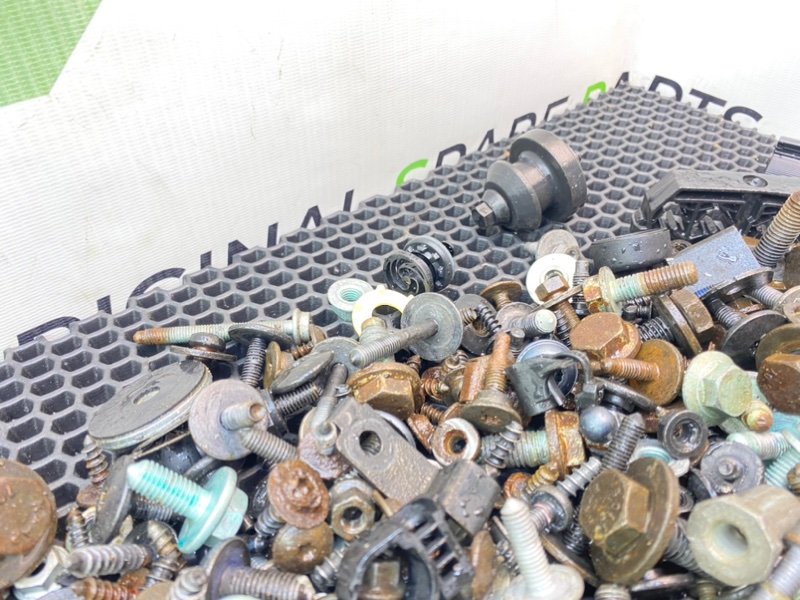 Болты, 1900 рублей, Калининград