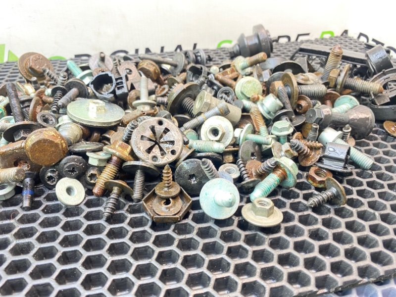 Болты, 1900 рублей, Калининград