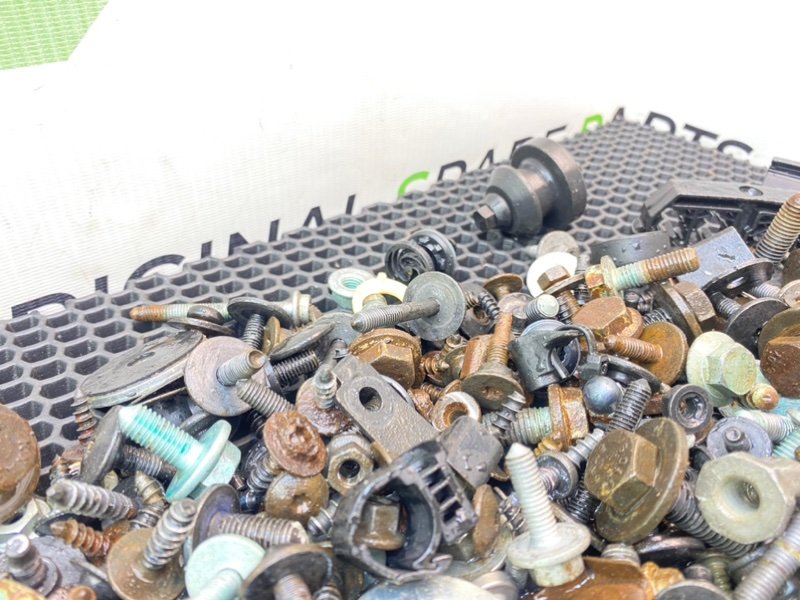 Болты, 1900 рублей, Калининград