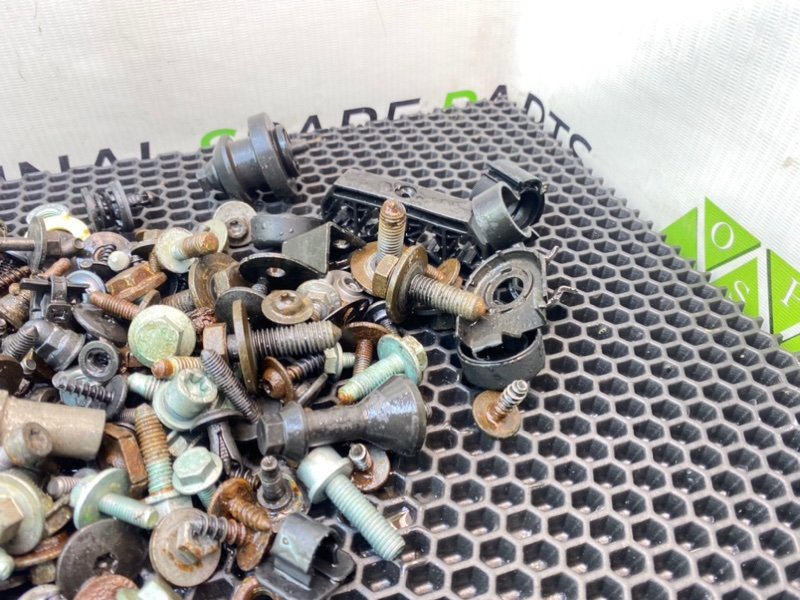 Болты, 1900 рублей, Калининград