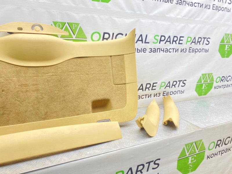 Накладка крышки багажника, 2200 рублей, Калининград