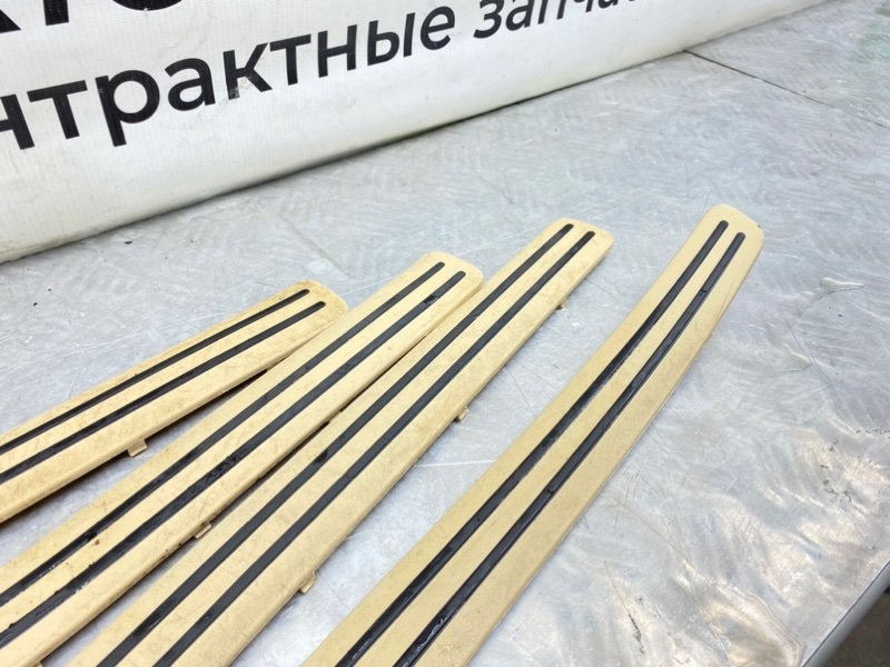 Накладки порогов, 2100 рублей, Калининград