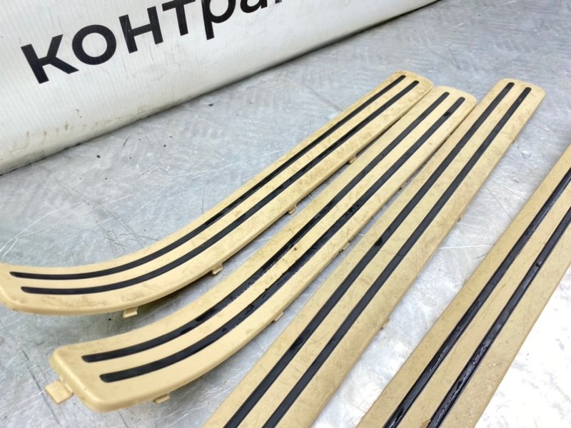 Накладки порогов, 2100 рублей, Калининград