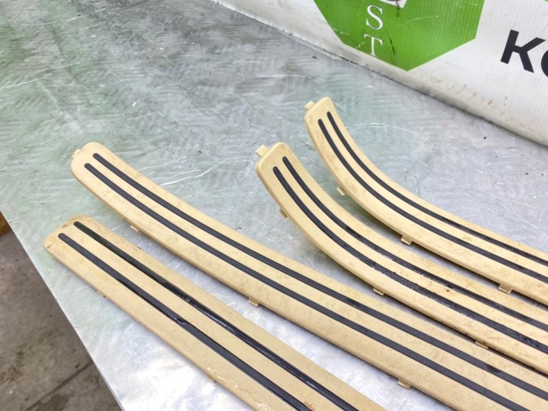 Накладки порогов, 2100 рублей, Калининград