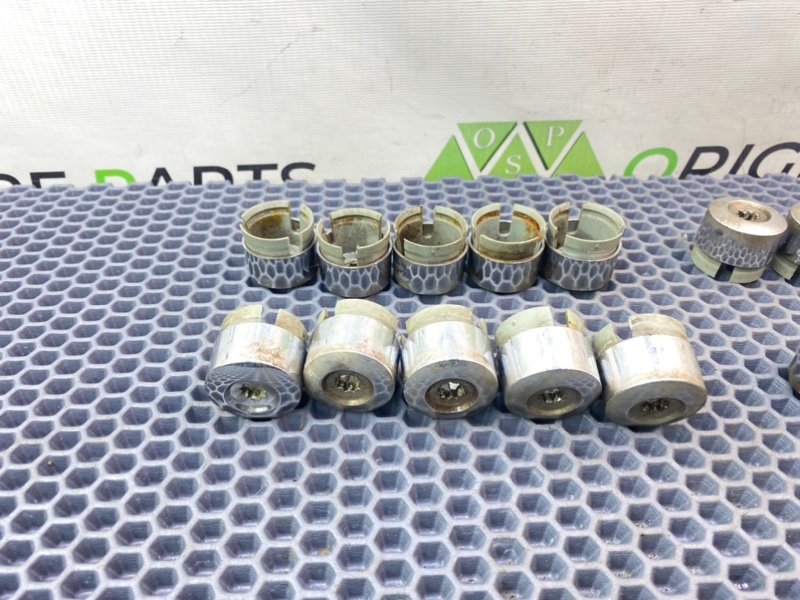 Колпаки колес, 2100 рублей, Калининград