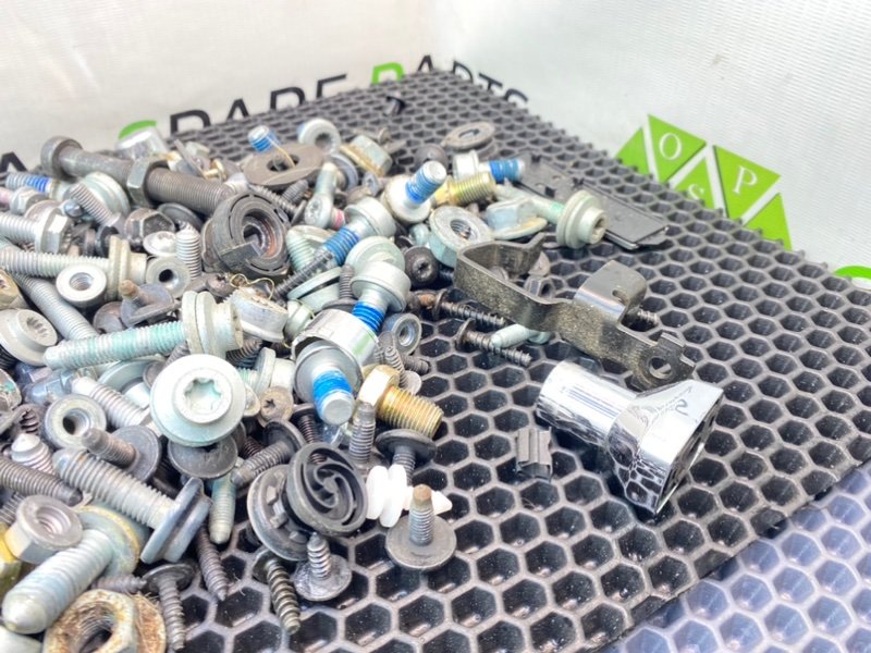 Болты салона, 2200 рублей, Калининград