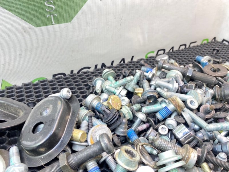 Болты салона, 2200 рублей, Калининград