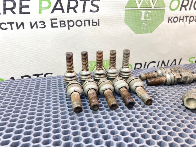 Колесные болты, 1700 рублей, Тверь