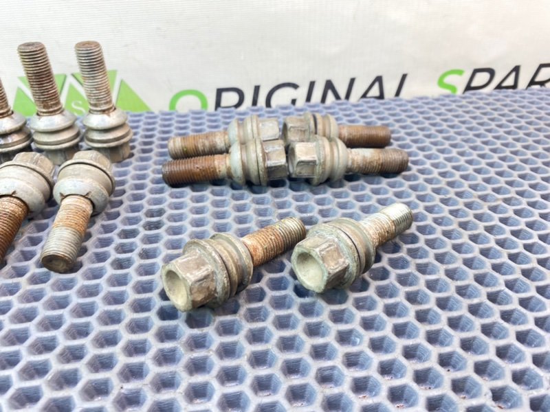 Колесные болты, 1700 рублей, Тверь