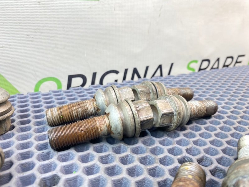 Колесные болты, 1700 рублей, Тверь