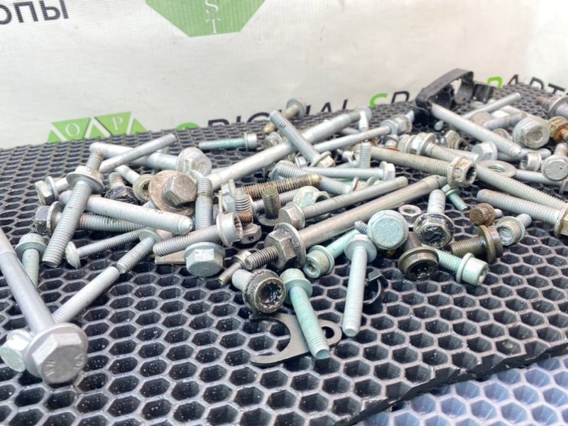 Болты двигателя, 2200 рублей, Калининград