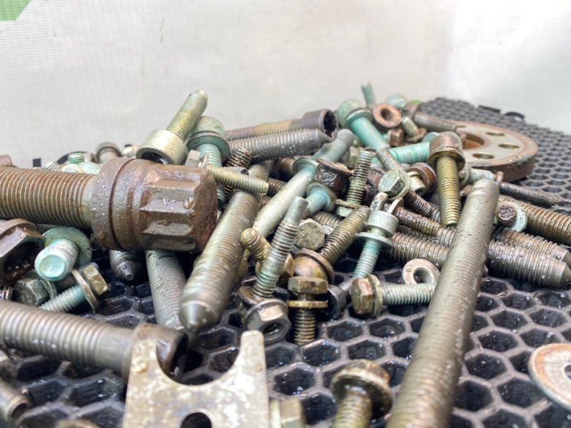 Болты двигателя, 2200 рублей, Калининград