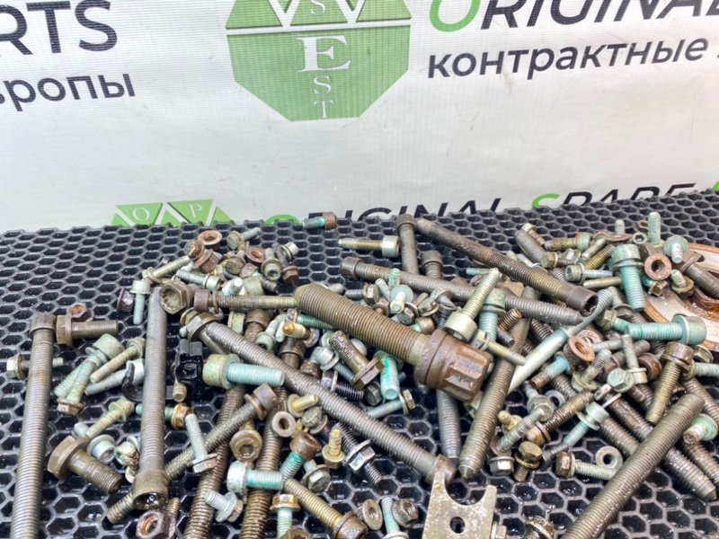 Болты двигателя, 2200 рублей, Калининград