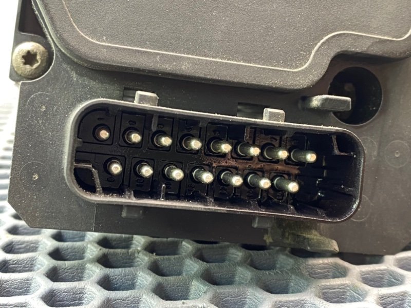 Блок ABS, 8100 рублей, Калининград