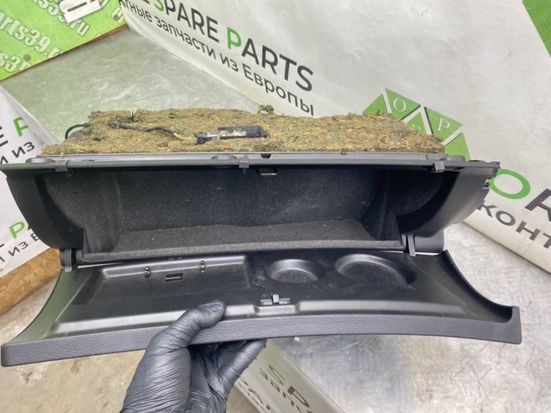 Бардачок, 2600 рублей, Калининград