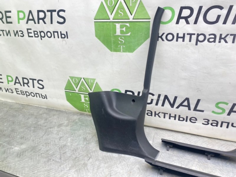 Накладки порогов, 1300 рублей, Калининград