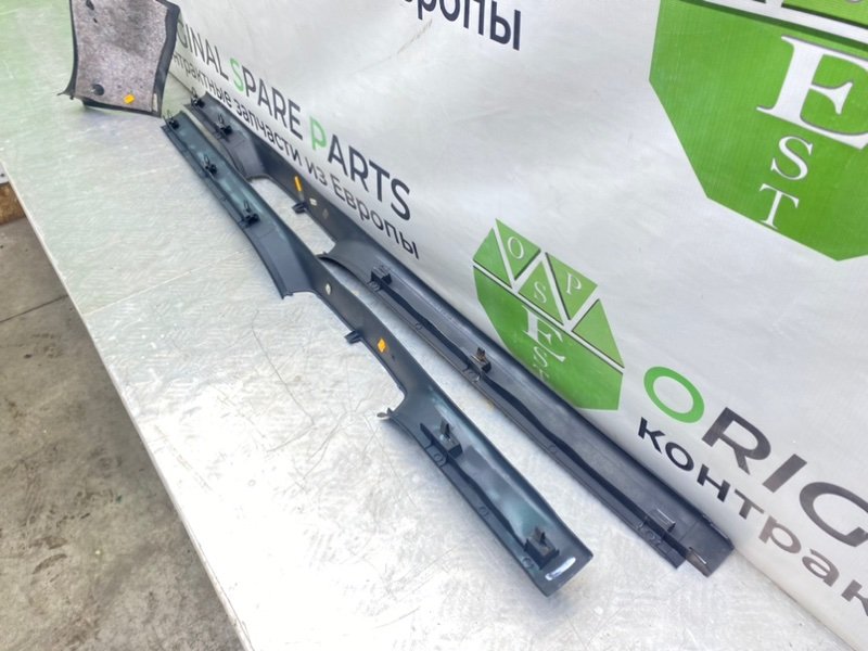 Накладки порогов, 1300 рублей, Калининград