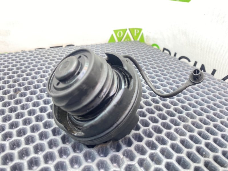 Крышка бака, 1000 рублей, Калининград