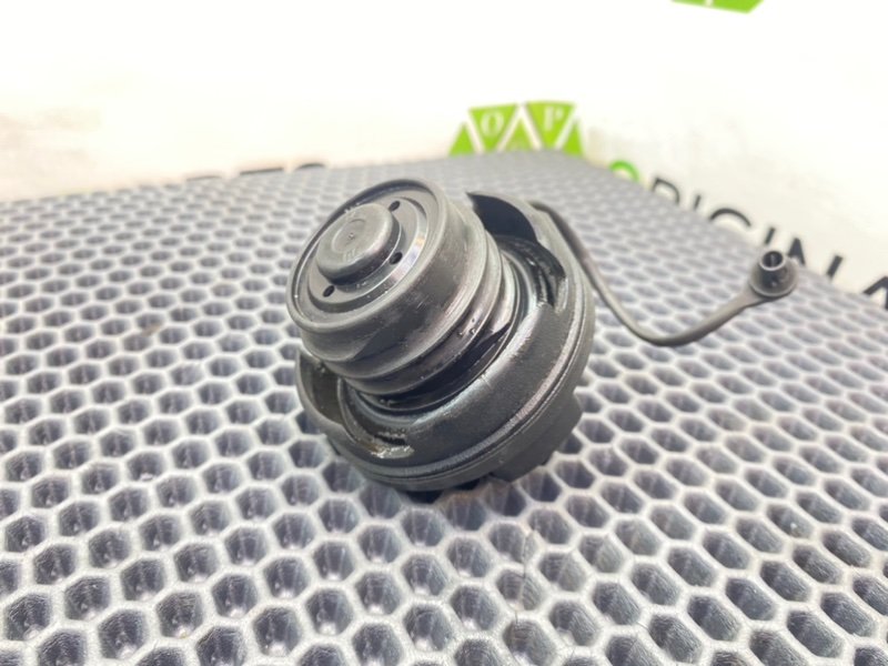 Крышка бака, 1000 рублей, Калининград