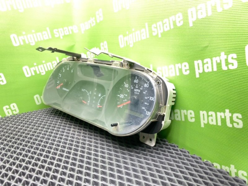 Панель приборов, 2000 рублей, Тверь